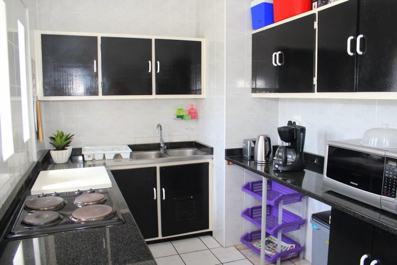 Silver Dolphin Holidays Lejlighed Amanzimtoti Eksteriør billede